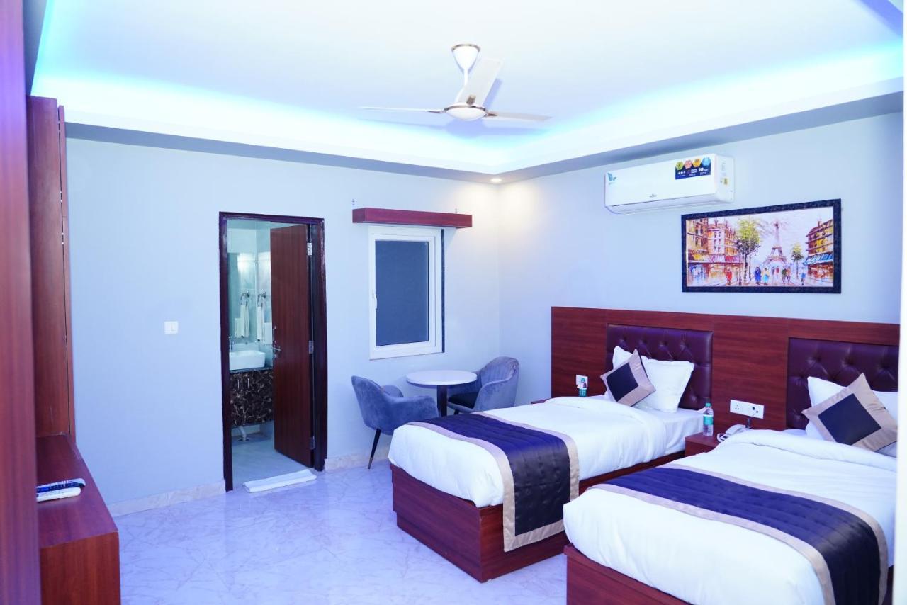 Expomart Inn Greater Noida Zewnętrze zdjęcie