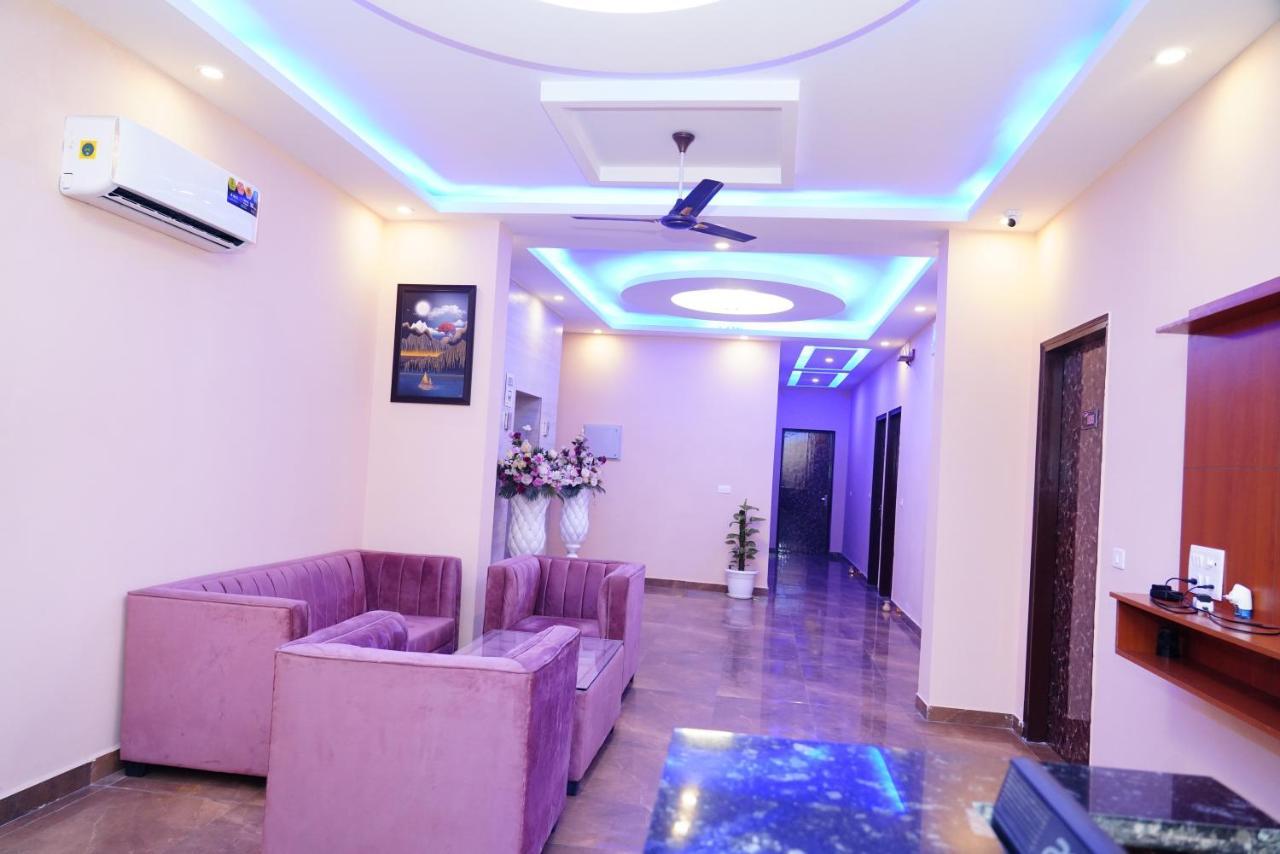 Expomart Inn Greater Noida Zewnętrze zdjęcie