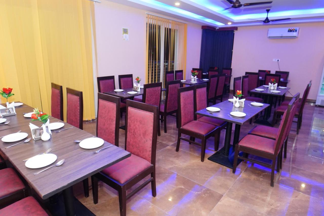 Expomart Inn Greater Noida Zewnętrze zdjęcie