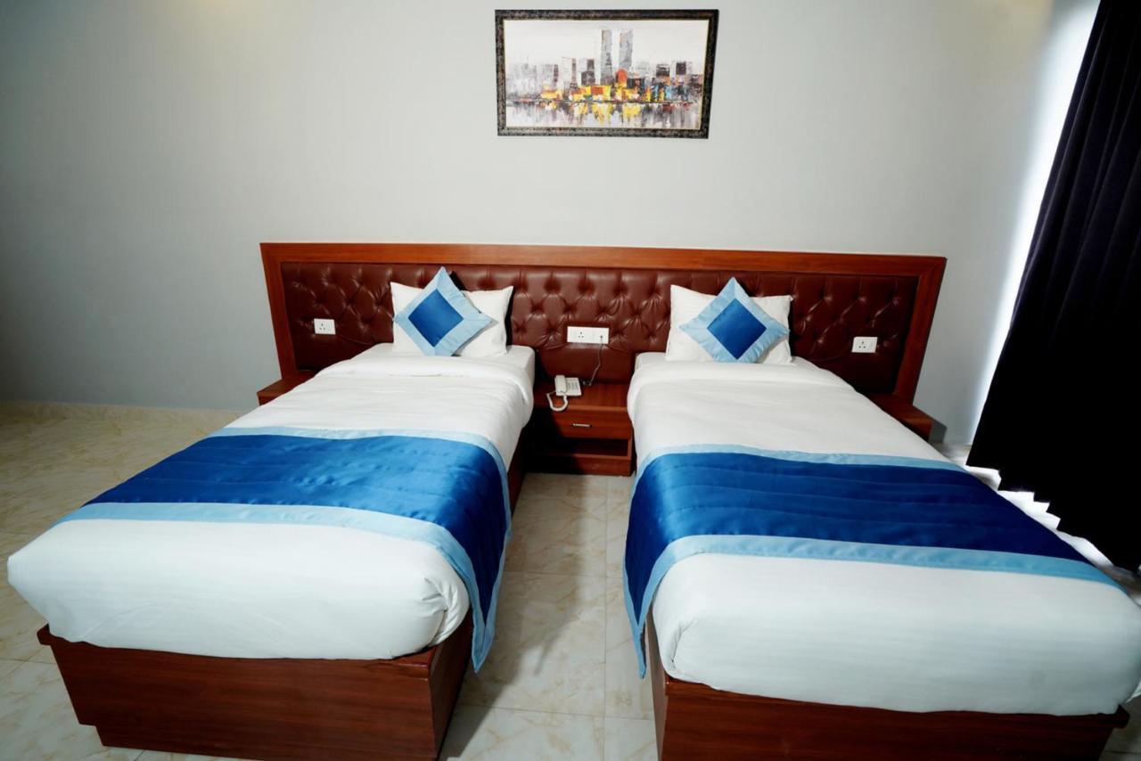 Expomart Inn Greater Noida Zewnętrze zdjęcie